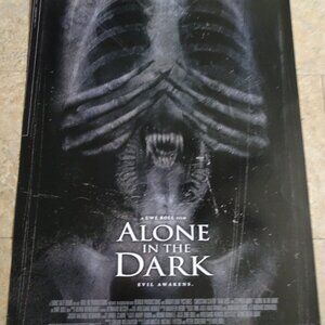 ALONE IN THE DARK - MOVIE POSTER - STARRING CHRISTIAN SLATER & TARA REID